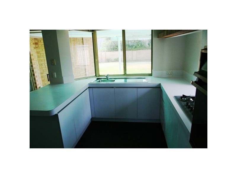 67 Casuarina Drive, Halls Head WA 6210