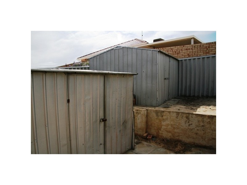 67 Casuarina Drive, Halls Head WA 6210