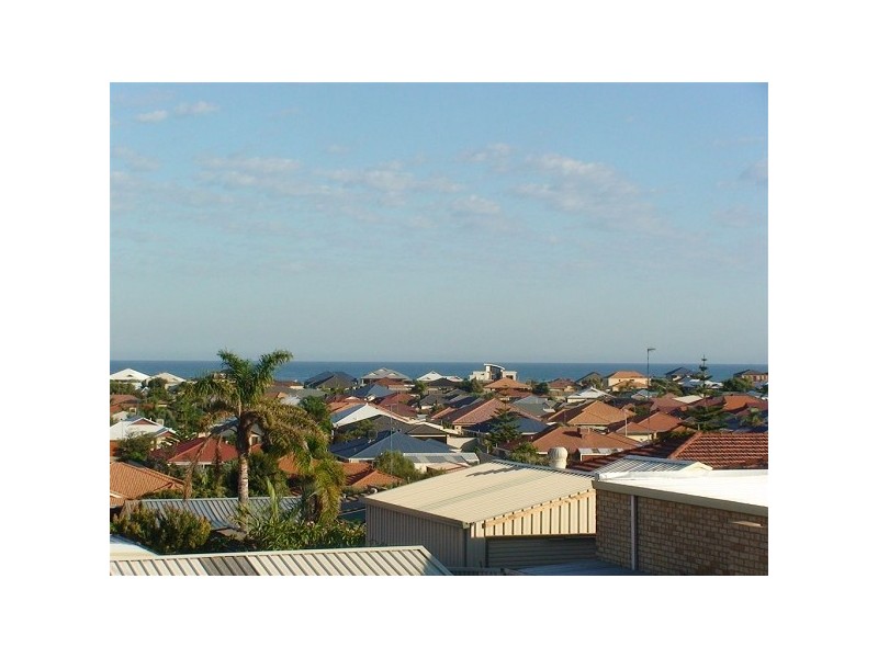 67 Casuarina Drive, Halls Head WA 6210