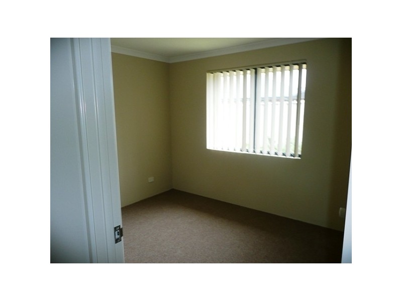 10 Pingle Drive, Greenfields WA 6210