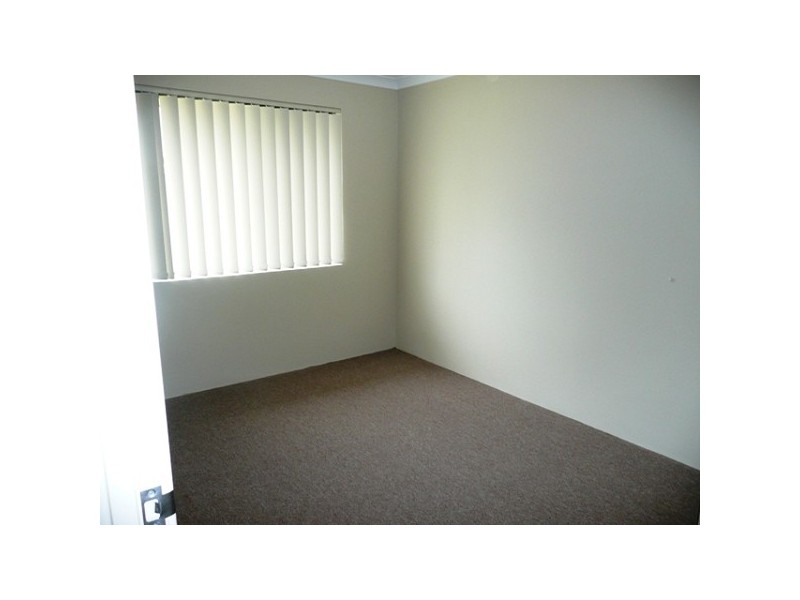 10 Pingle Drive, Greenfields WA 6210