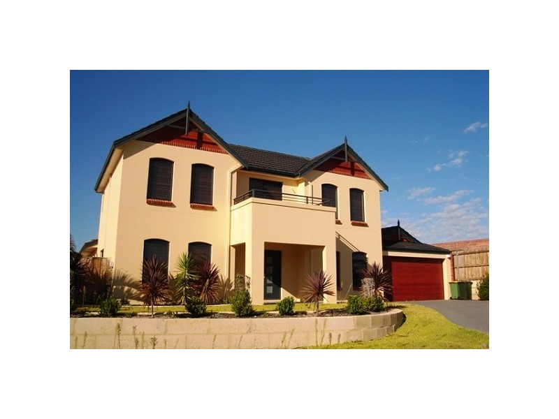 42 Boardwalk Blvd, Halls Head WA 6210