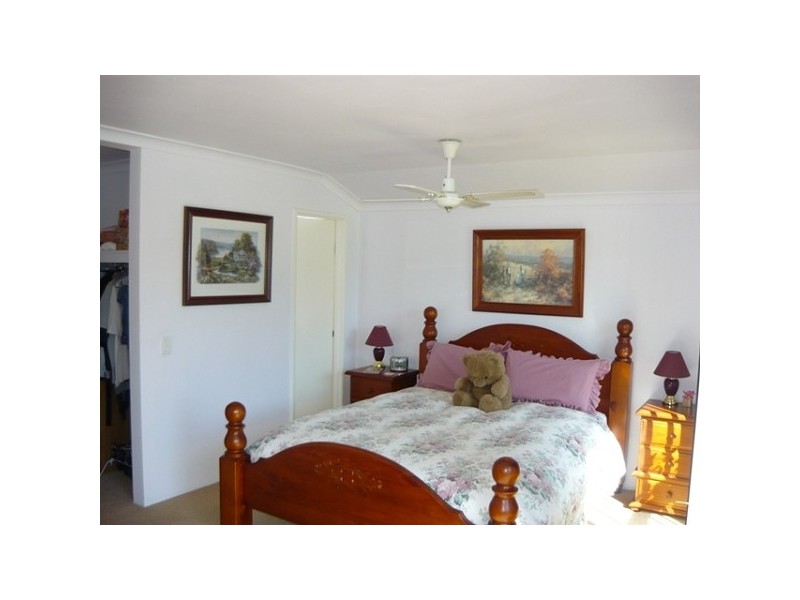 107 Oakmont Avenue, Meadow Springs WA 6210