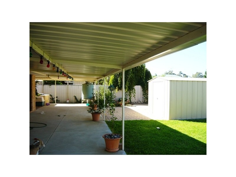 107 Oakmont Avenue, Meadow Springs WA 6210