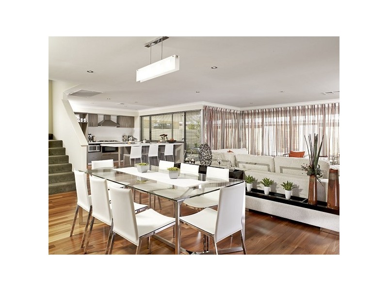 28 Jasper Way, Lakelands WA 6210