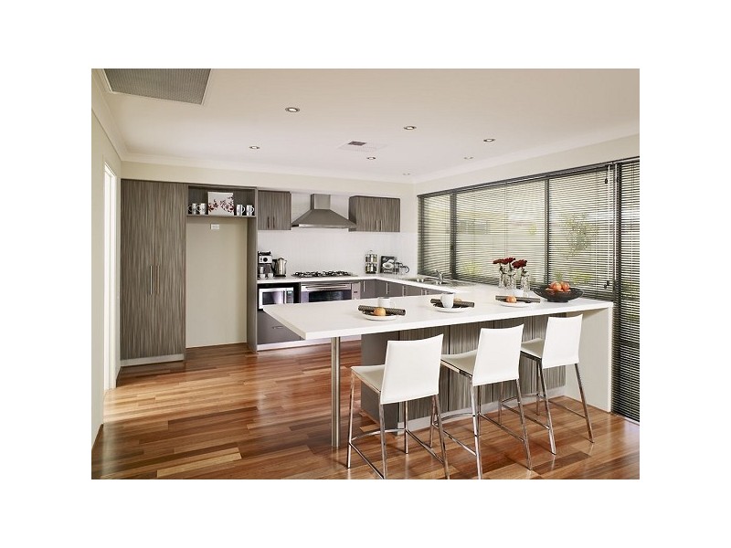 28 Jasper Way, Lakelands WA 6210