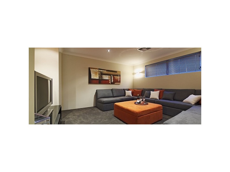 28 Jasper Way, Lakelands WA 6210