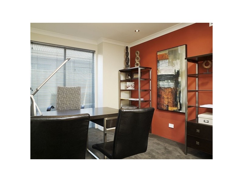 28 Jasper Way, Lakelands WA 6210