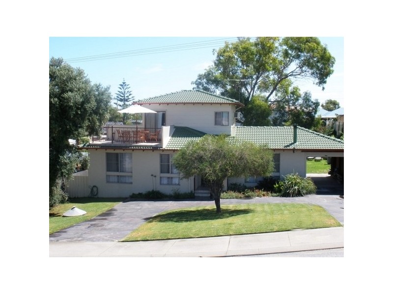 18 Acheron Road, San Remo WA 6210