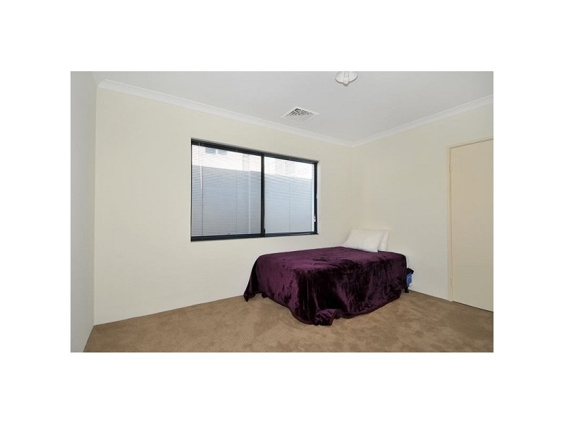 28 Endeavour Circle, Wannanup WA 6210