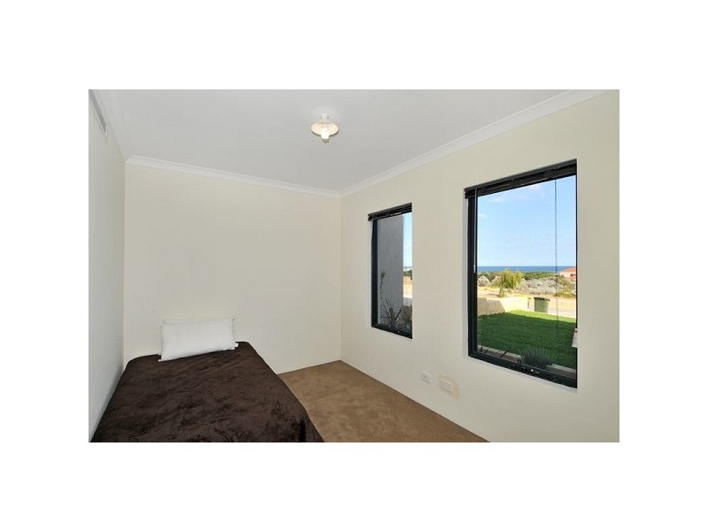 28 Endeavour Circle, Wannanup WA 6210