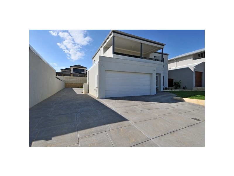 28 Endeavour Circle, Wannanup WA 6210