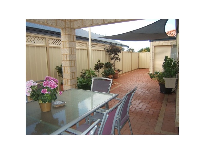 12 Shelduck Way, Dudley Park WA 6210