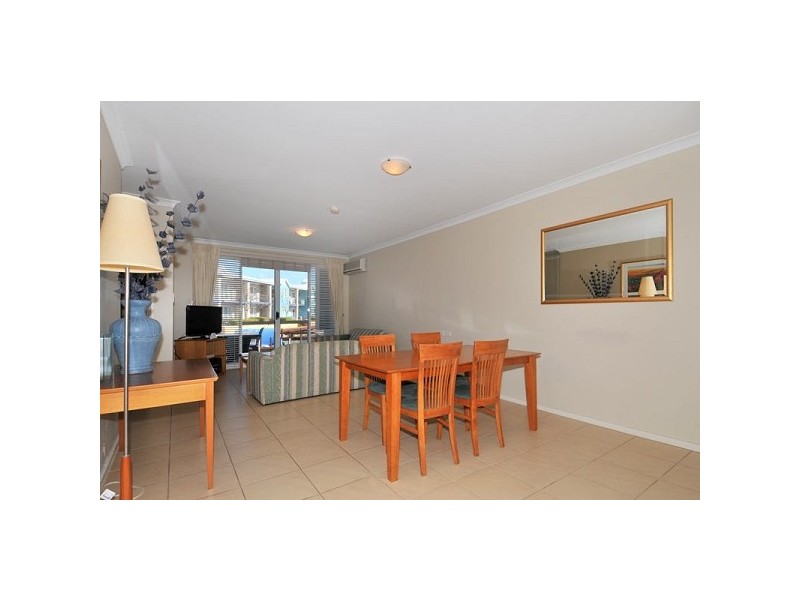 Unit 2, 20 Apollo Quays, Halls Head WA 6210