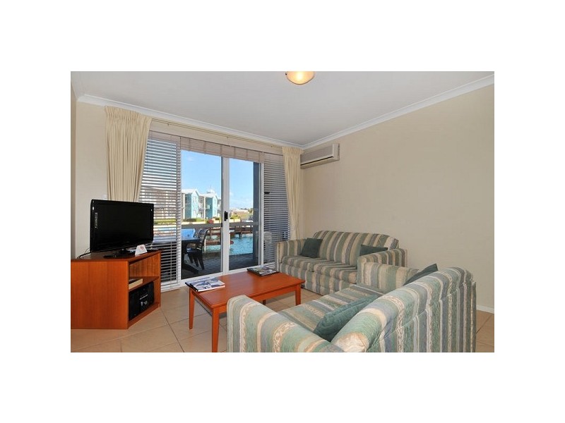 Unit 2, 20 Apollo Quays, Halls Head WA 6210