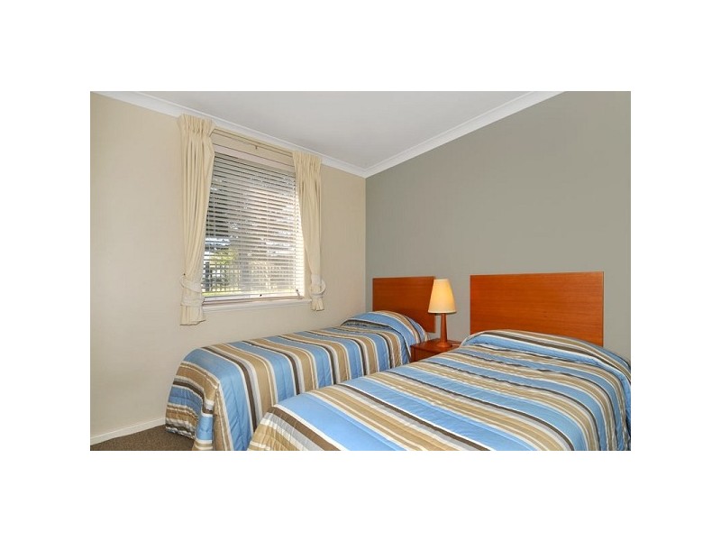 Unit 2, 20 Apollo Quays, Halls Head WA 6210
