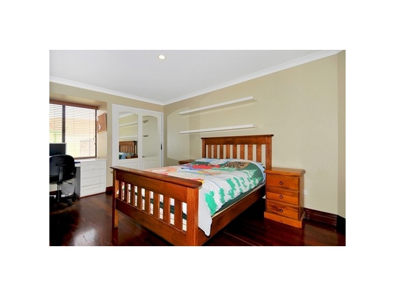 2 Cockatoo Close, Singleton WA 6175