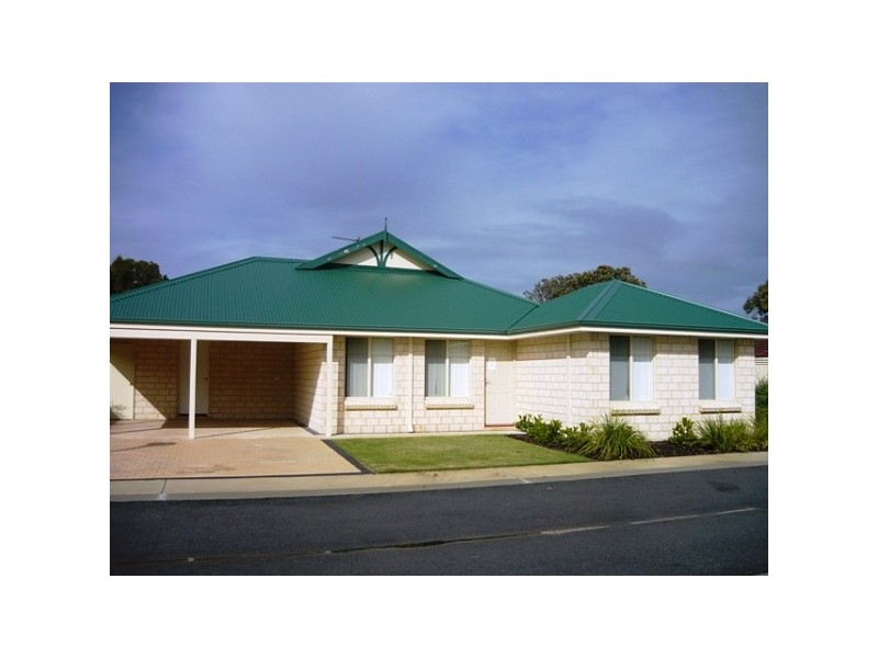 16 Golden Grove, Coodanup WA 6210