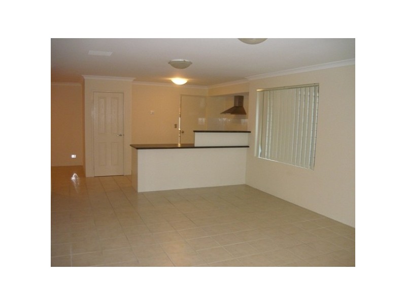 16 Golden Grove, Coodanup WA 6210