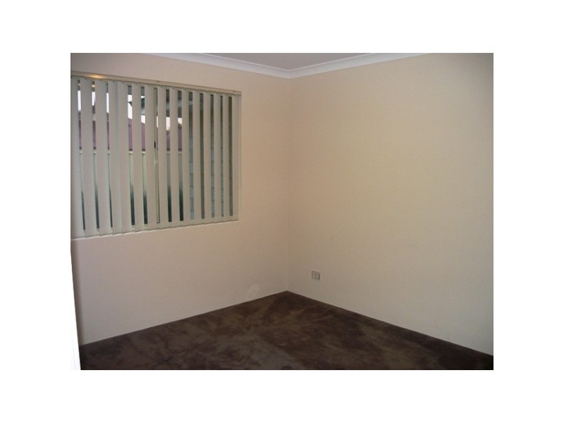 16 Golden Grove, Coodanup WA 6210