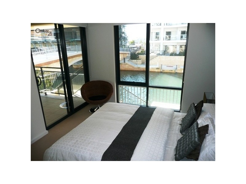 Unit 1, 16 Torcello Mews, Mandurah WA 6210