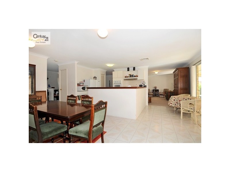 52 Blackwood Pde, Dudley Park WA 6210