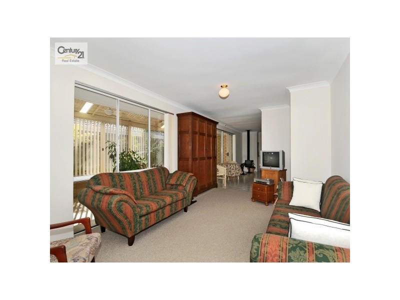 52 Blackwood Pde, Dudley Park WA 6210