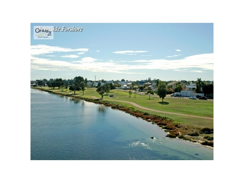 52 Blackwood Pde, Dudley Park WA 6210