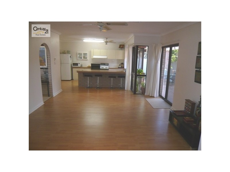 11 Driftwood Road, Silver Sands WA 6210