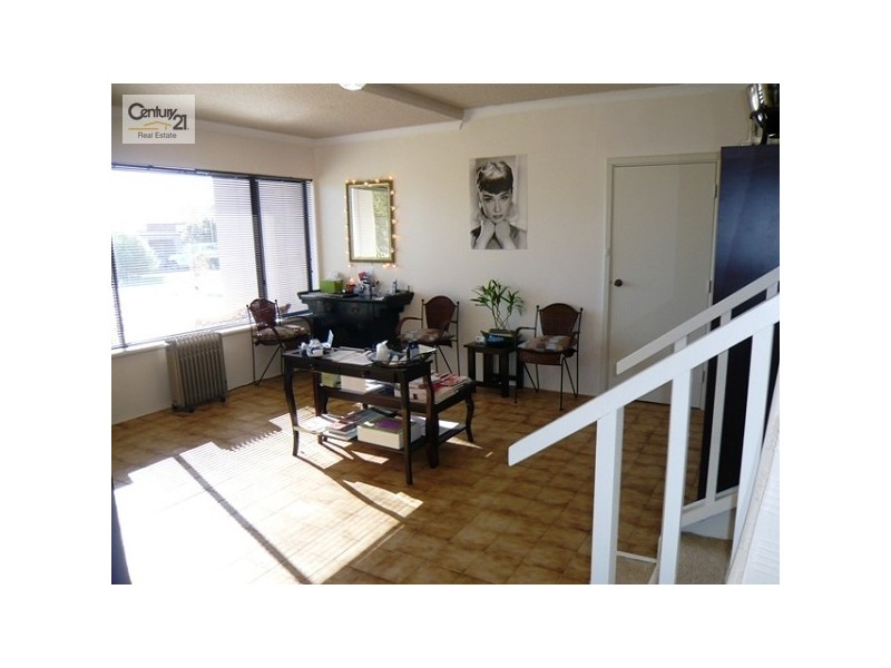 11 Driftwood Road, Silver Sands WA 6210