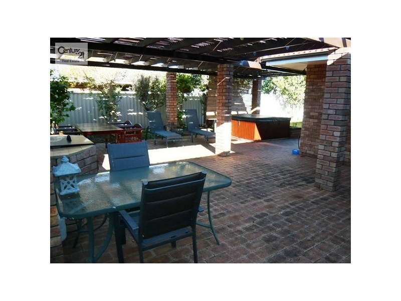 11 Driftwood Road, Silver Sands WA 6210