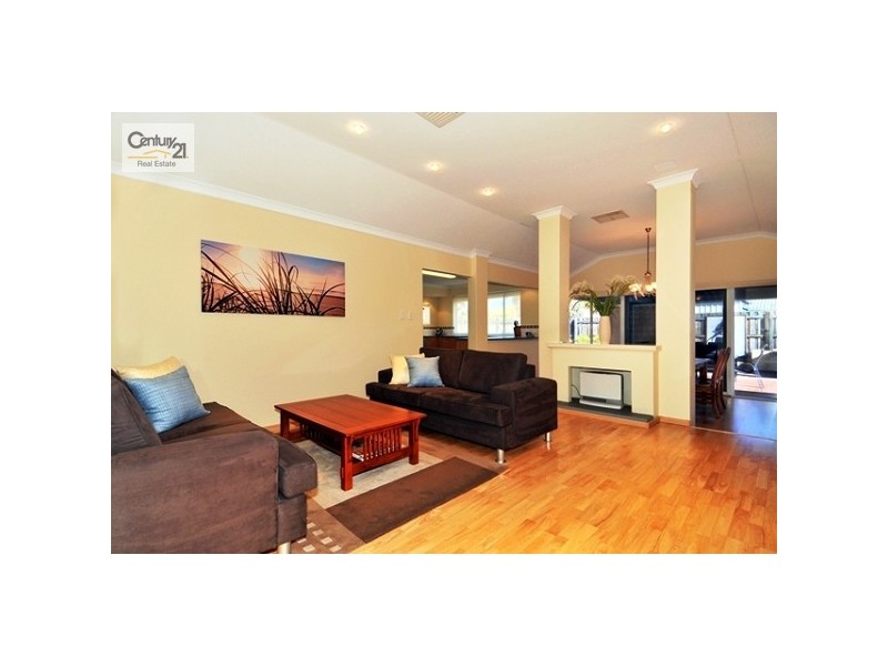 61 Pebblebeach Blvd, Meadow Springs WA 6210