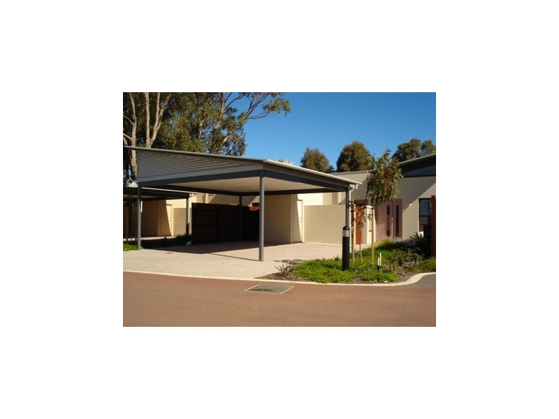 24/1 Golfers Retreat HALLS HEAD, Mandurah WA 6210