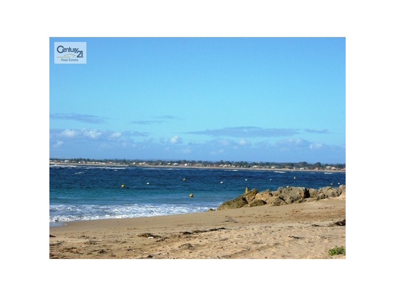 2 Scrivener Place, Halls Head WA 6210