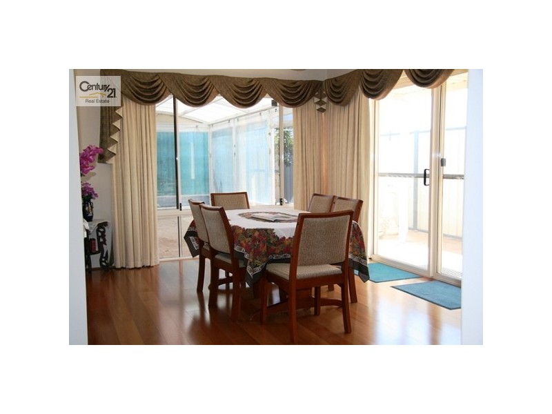 31 Camden Way, Meadow Springs WA 6210