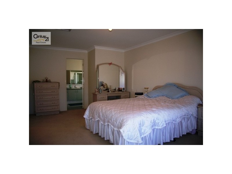 31 Camden Way, Meadow Springs WA 6210