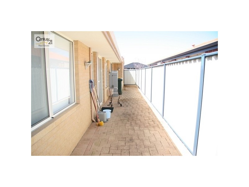 31 Camden Way, Meadow Springs WA 6210