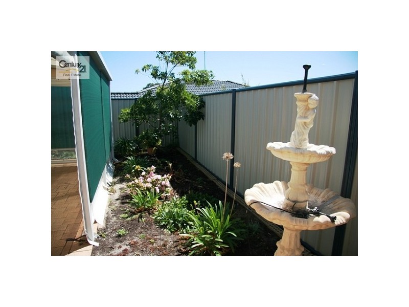 31 Camden Way, Meadow Springs WA 6210