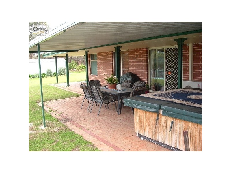 145 Armstrong Hills Drive, Lake Clifton WA 6215