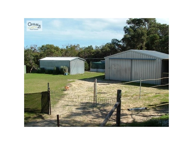 145 Armstrong Hills Drive, Lake Clifton WA 6215