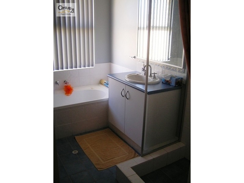 2 Teague Way, Lakelands WA 6210