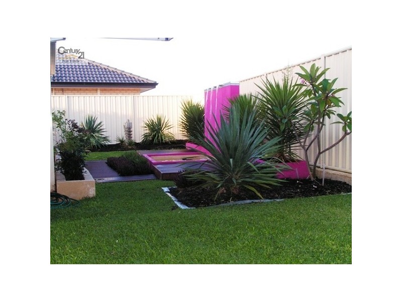 2 Teague Way, Lakelands WA 6210