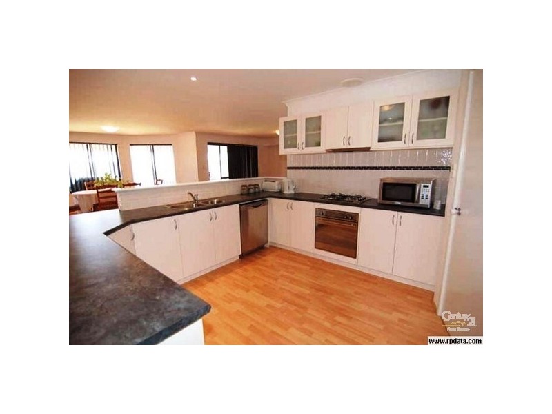 7 Clarinda Rise, Madora Bay WA 6210
