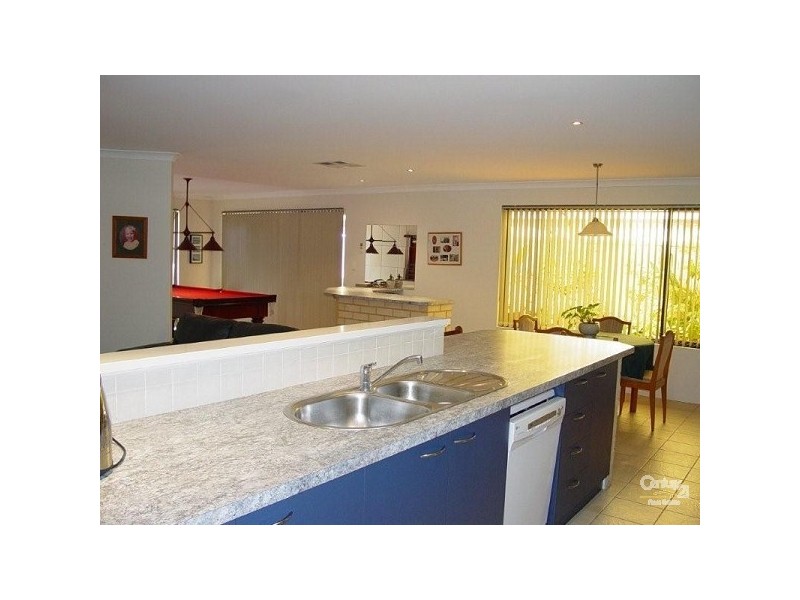 7 Argyle Fawy, Lakelands WA 6180