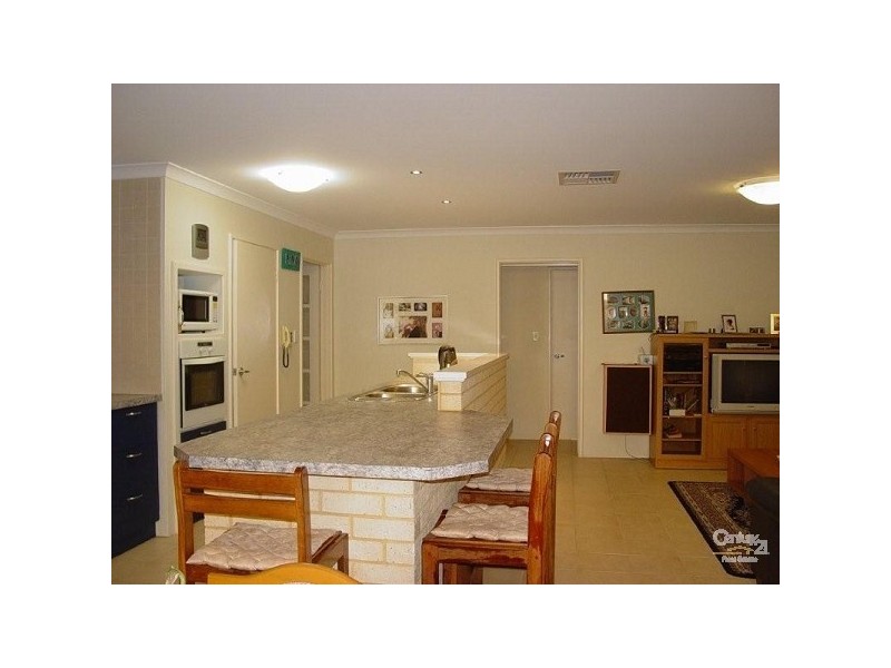 7 Argyle Fawy, Lakelands WA 6180