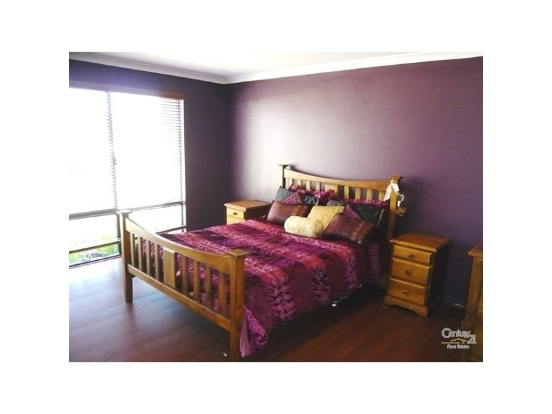 11 Winslow Crescent, Lakelands WA 6210