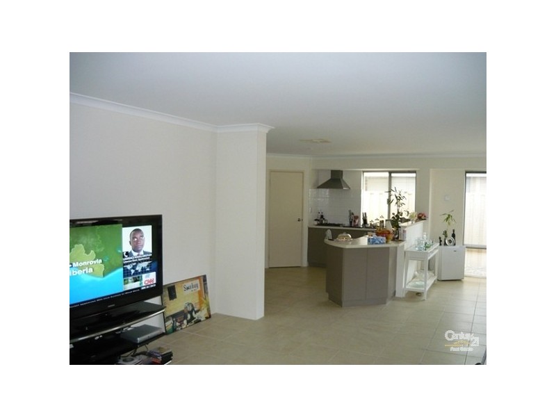 51 Carissa Turn, Halls Head WA 6210