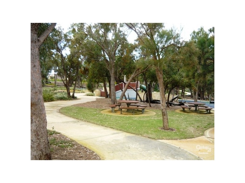 51 Carissa Turn, Halls Head WA 6210