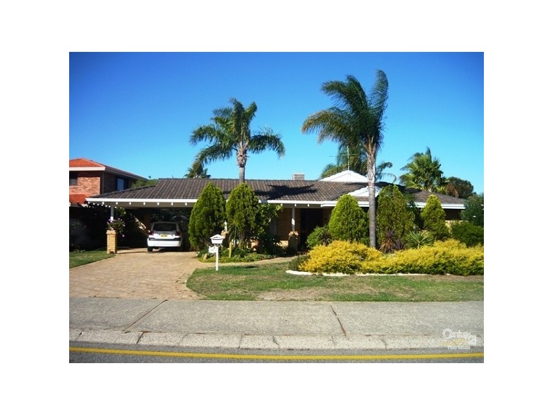 28 Glencoe Pde, Halls Head WA 6210