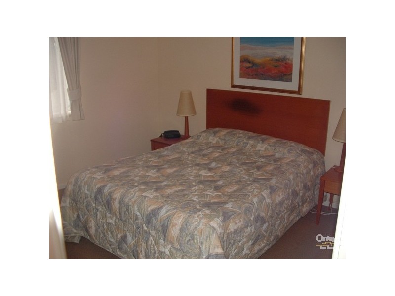 Unit 11, 20 Apollo Place, Halls Head WA 6210